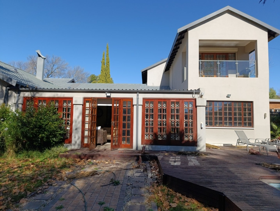 5 Bedroom Property for Sale in Heuwelsig Free State